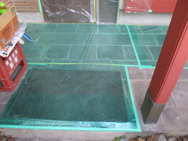 玄関の土間養生です