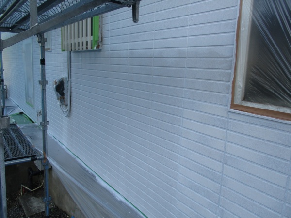 下塗り塗装が終了しました