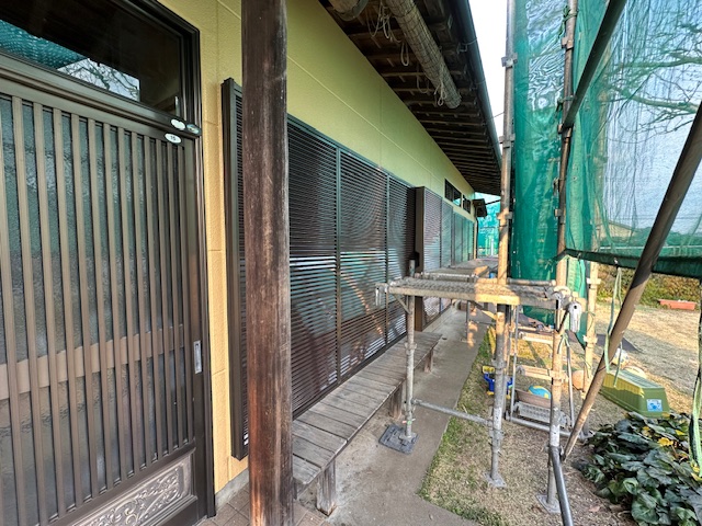 南面外壁の完工です