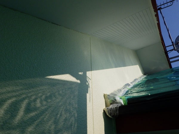 ２階部分の中塗りが終了しました