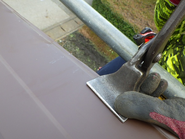 ケラバ側の納めです