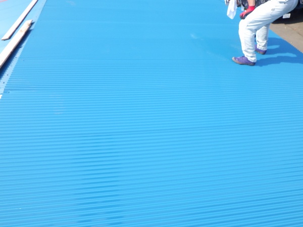 波板を仮置きしました