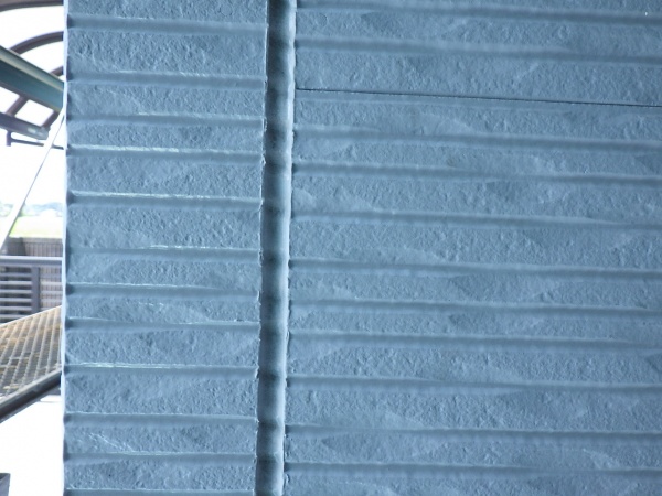 施工前の外壁目地の状態です