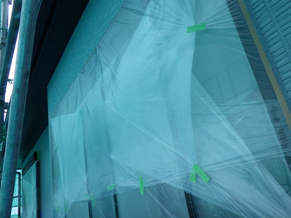 １階部分の養生が終了しました