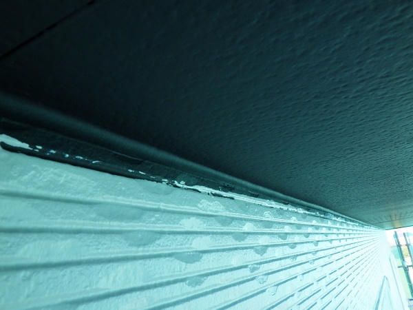 軒天との取り合いの状態です