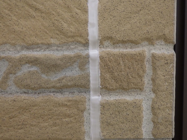 シーリングの打ち替え終了です