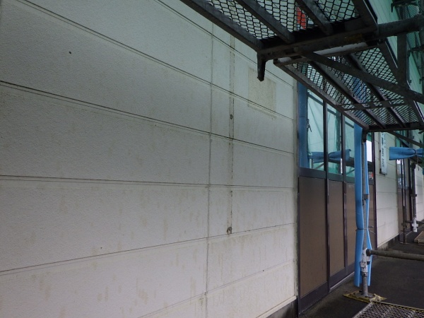 施工前の１階外壁の状態です