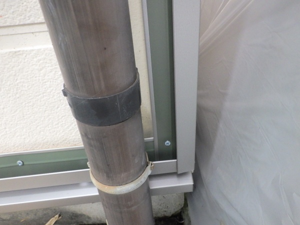 穴あきに切縁の取り付け終了です