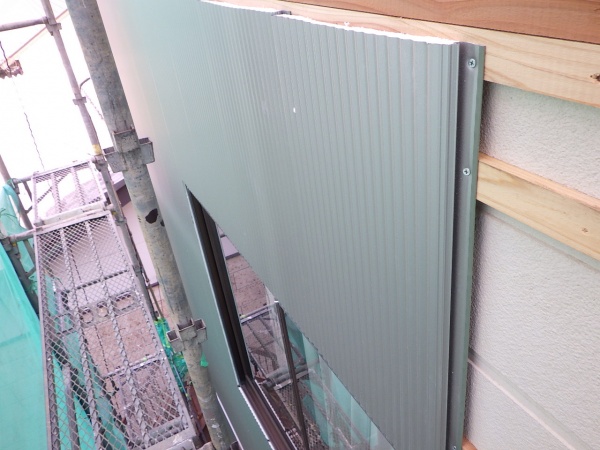 サイディングの取り付け中です