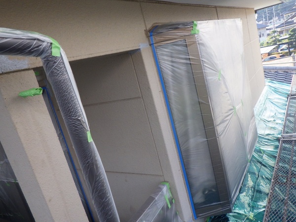 出窓養生終了です