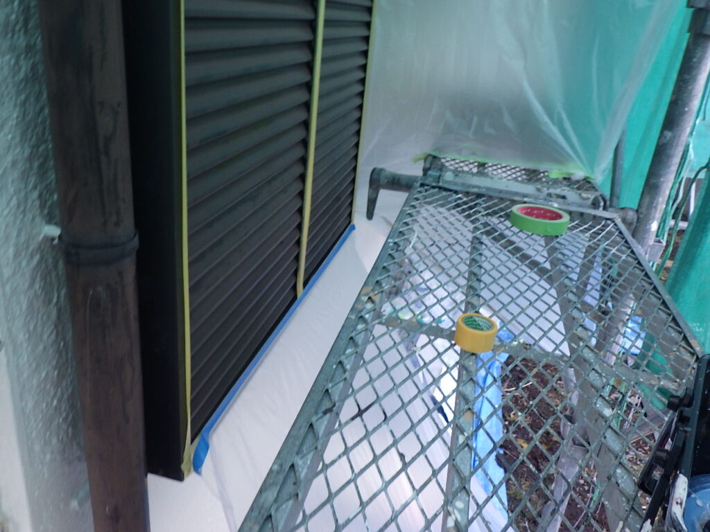 戸袋の塗シン拭き終了です