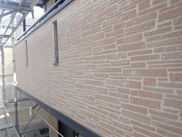 洗浄前の２階外壁の状態です