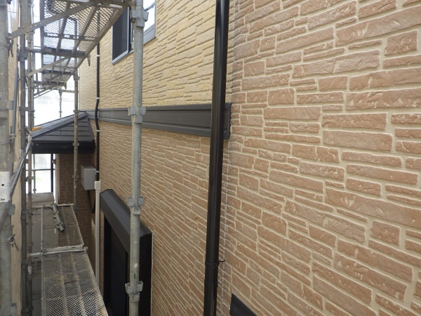 洗浄前の２階外壁の状態です