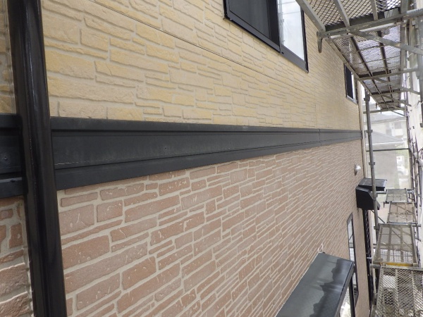 ２階外壁の洗浄終了です