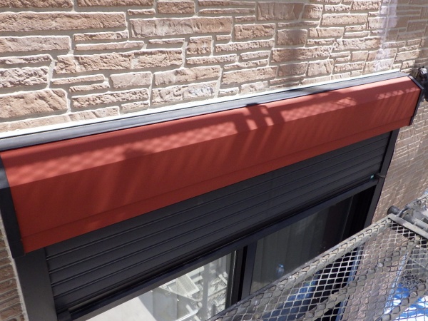 シャッターボックス下塗り終了です