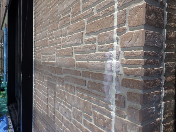 シーリング打ち替え終了です