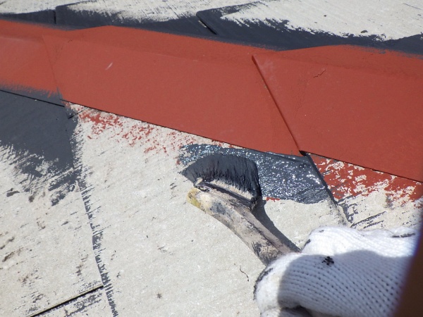 フィラー刷毛塗装中です