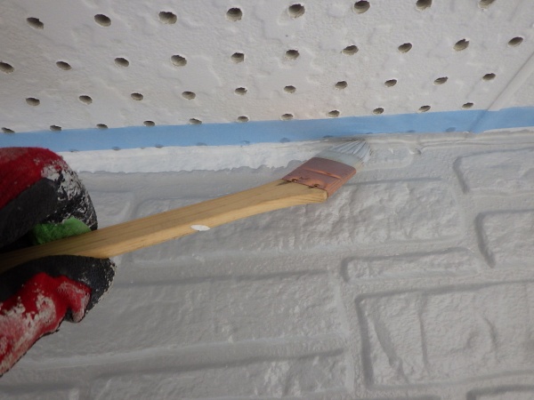 見切り塗装中です