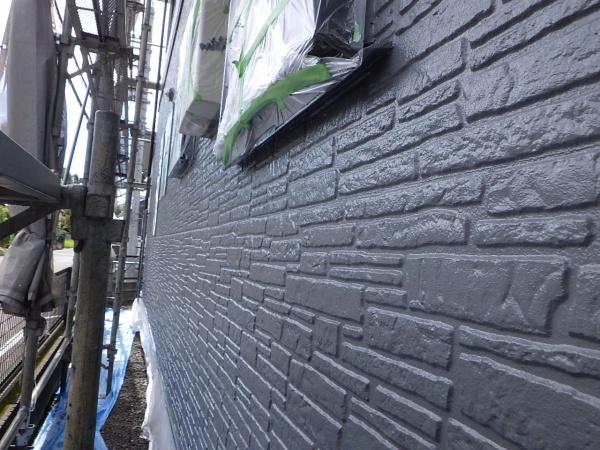 外壁面の上塗り終了です