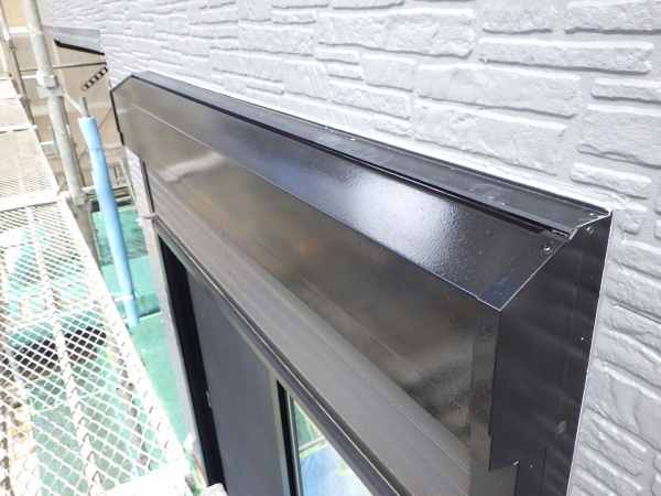 シャッターボックスの中塗り終了です