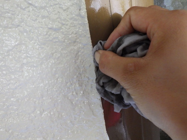 外壁面の補修中です