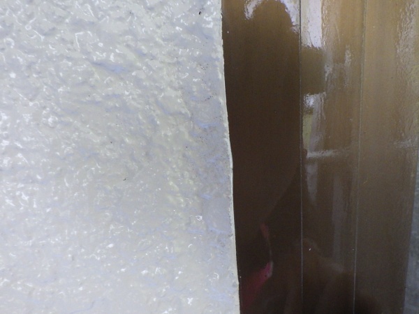 外壁面の補修終了です