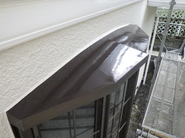 天板、雨戸塗装の完工です