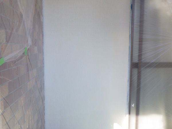 外壁の下塗り塗装が終了です