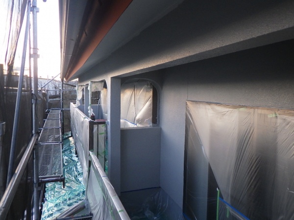 中塗り塗装が終了しました