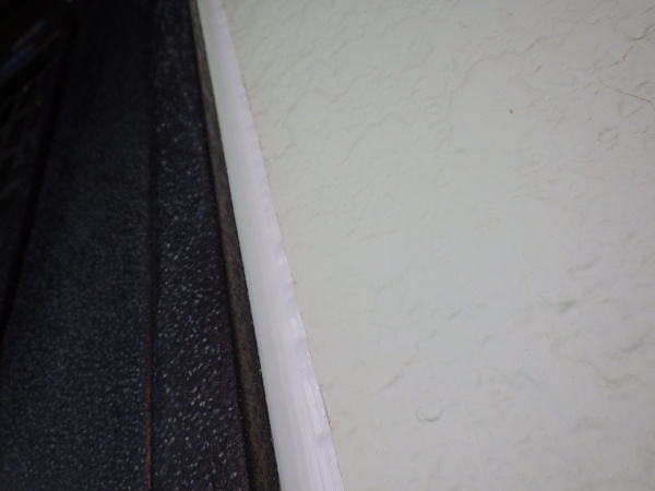 シーリングの打ち増しが終了しました