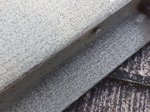 洗浄後の棟板金の状態です
