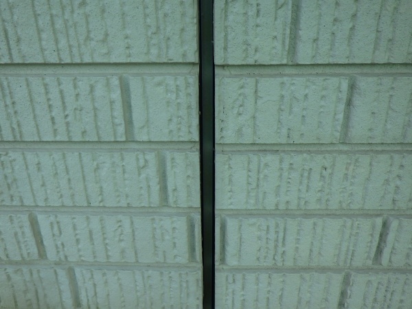 外壁目地を撤去しました