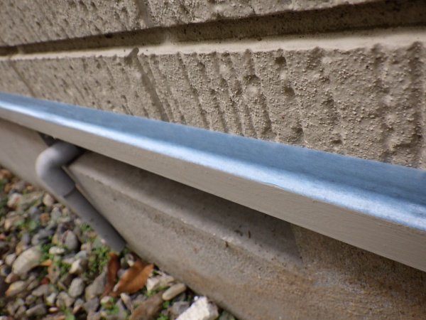 水切り塗装の養生終了です