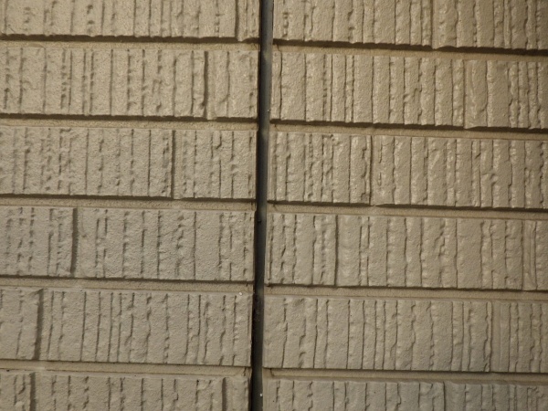 撤去前の外壁目地の状態です