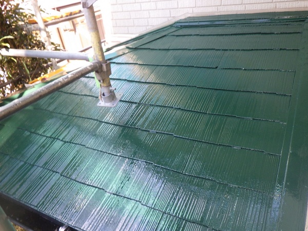 下屋根の上塗り塗装終了です