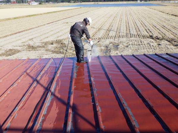 高圧洗浄中です
