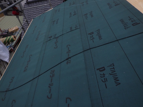 ルーフィング貼り付け終了です