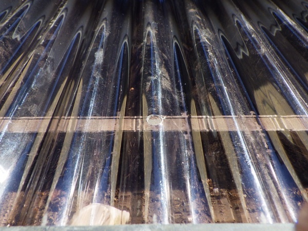 フックの穴あけ終了です