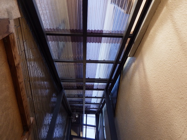 波板の取り付けが終了しました