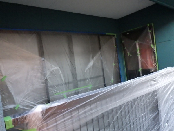 ベランダ周りの養生終了です