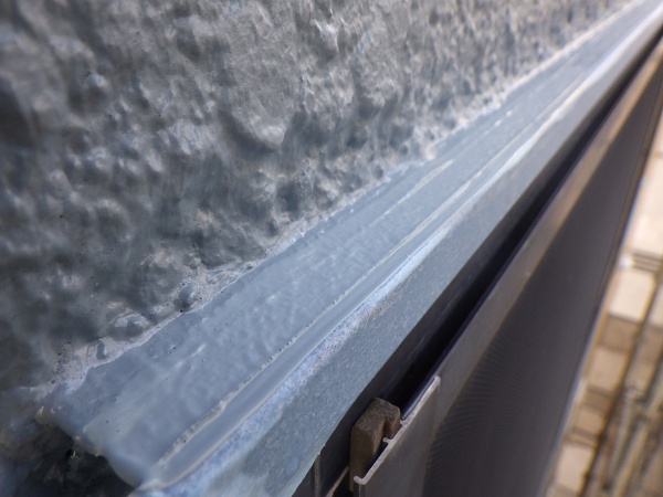 窓枠見切りの補修終了です