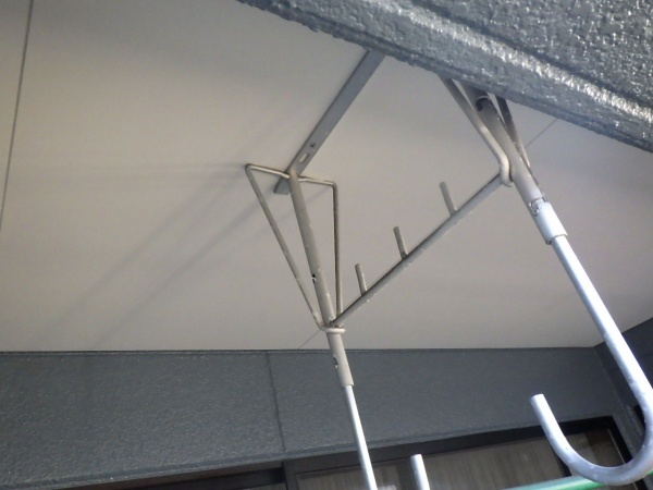 軒天塗装の完工です