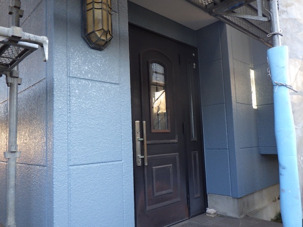 玄関周りの完工です