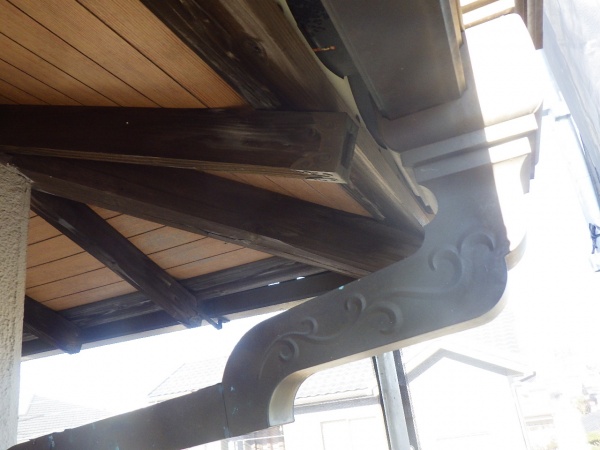 施工前の軒天の状態です