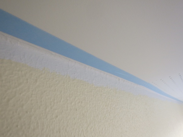 軒天取り合い養生です