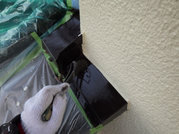 板金部の上塗り中です