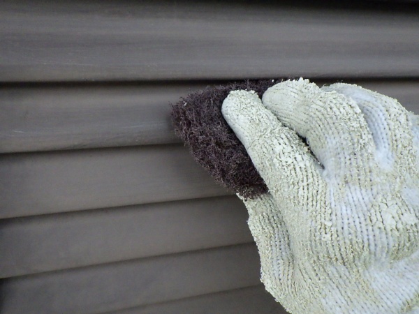 戸袋のケレン中です