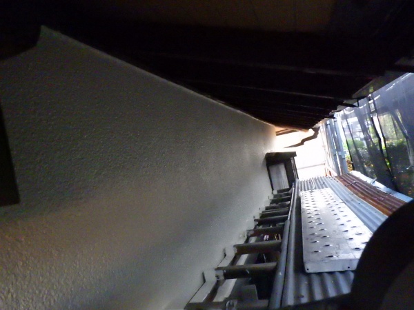 １階外壁面の完工です