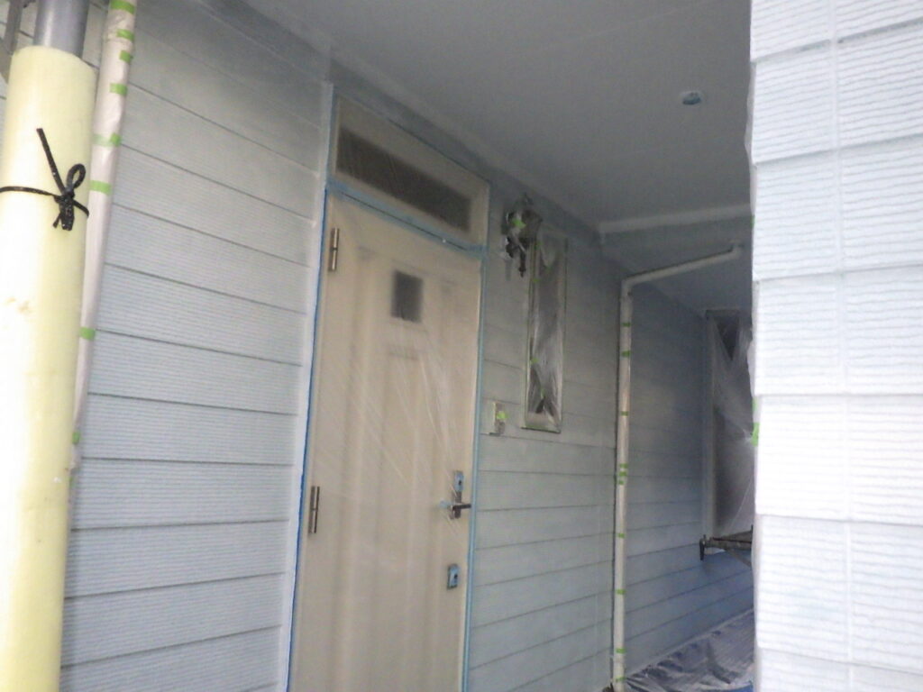 下塗り塗装が終了しました