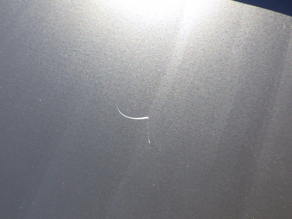 作業中に付いた傷です